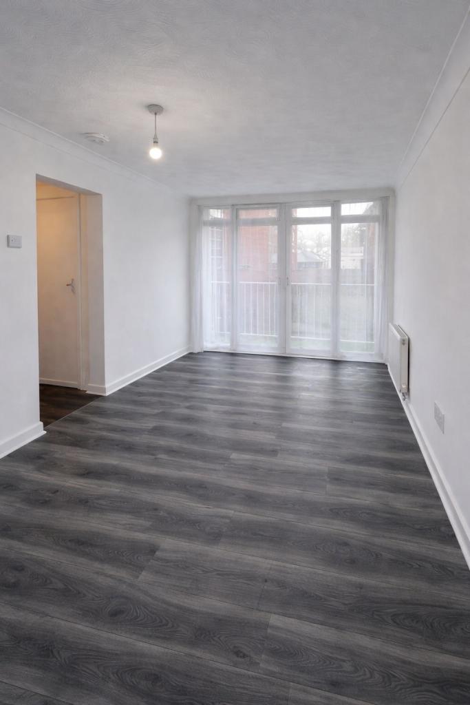  BASILDON TWO BEDROOM NEWLY REFURBISHED GROUND FLOOR FLAT