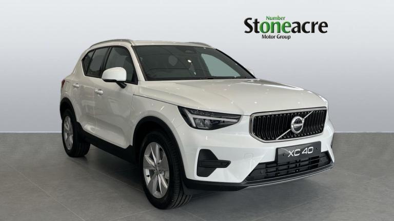 2025 Volvo XC40 Core, B3 Mild hybrid, Petrol ESTATE Petrol/Electric Hybrid Automatic
