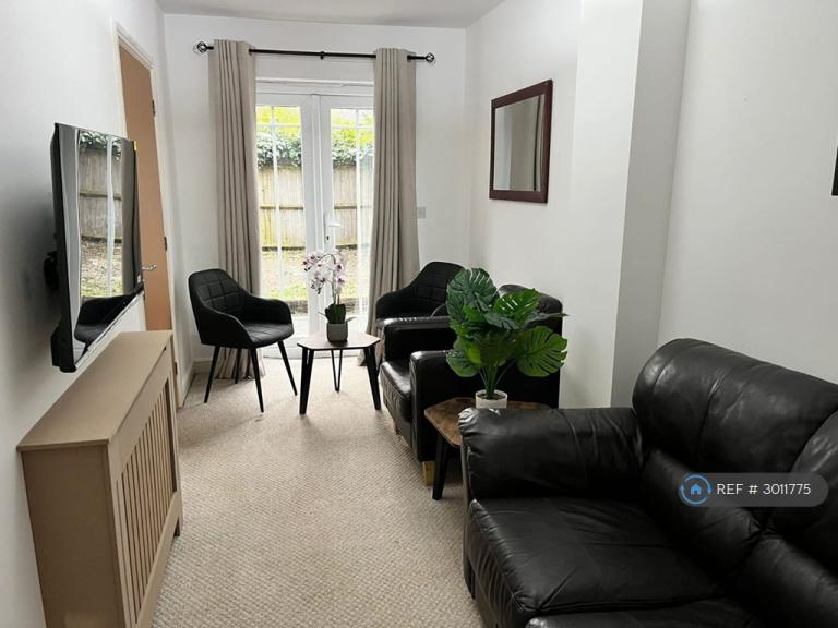 3 bedroom house in Yew St, Manchester, M15 (3 bed) (#3011775)
