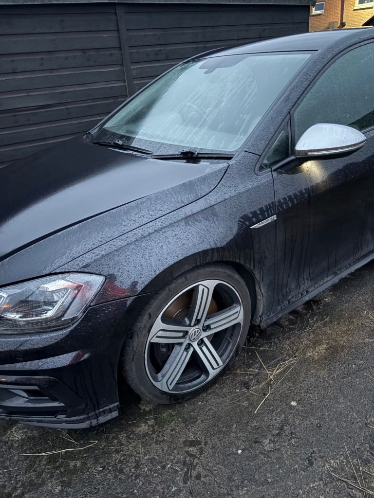 Volkswagen GOLF 1.0 tsi 