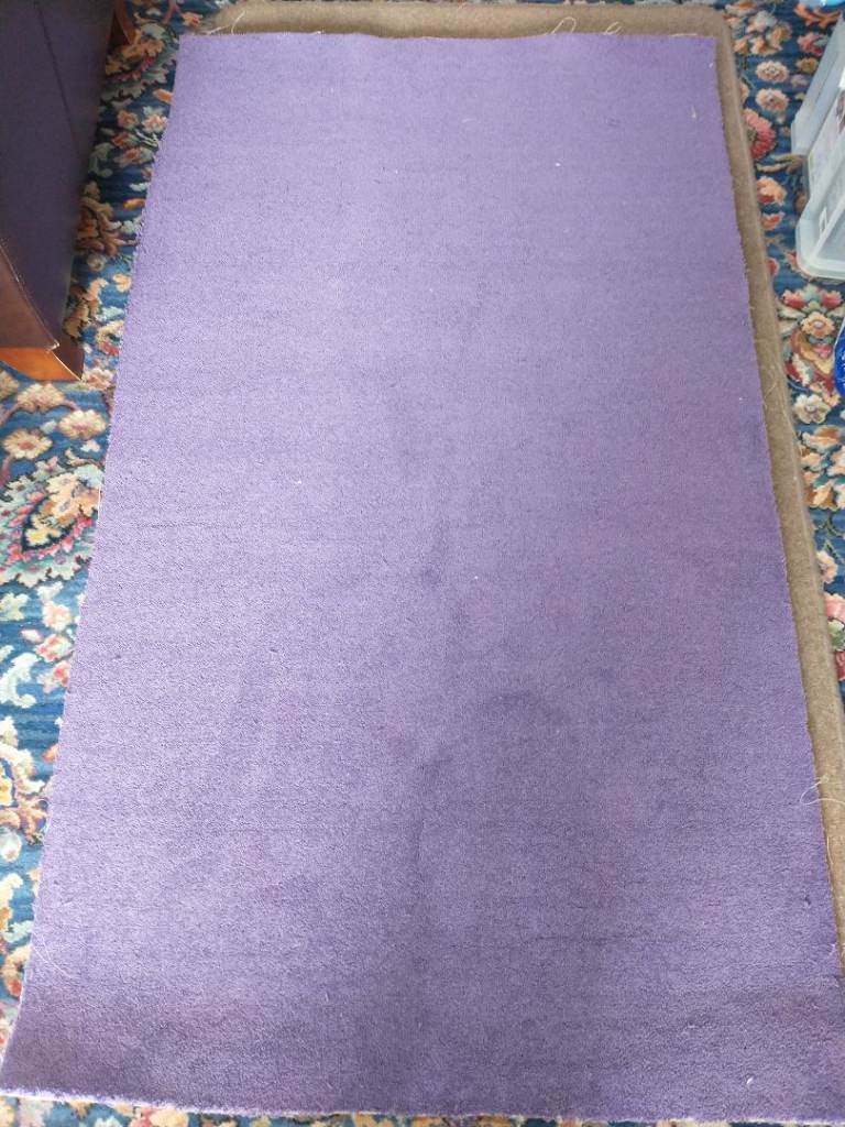 CARPET SECTION. PURPLE. FLAT PILE. 50 percent wool. EXC. COND.