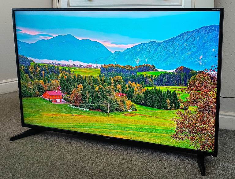 50" SHARP SMART 4K ULTRA HD HDR SLIM WIFI LED APPS TV RC & LEGS NEW CONDITION- FREE DELIVERY