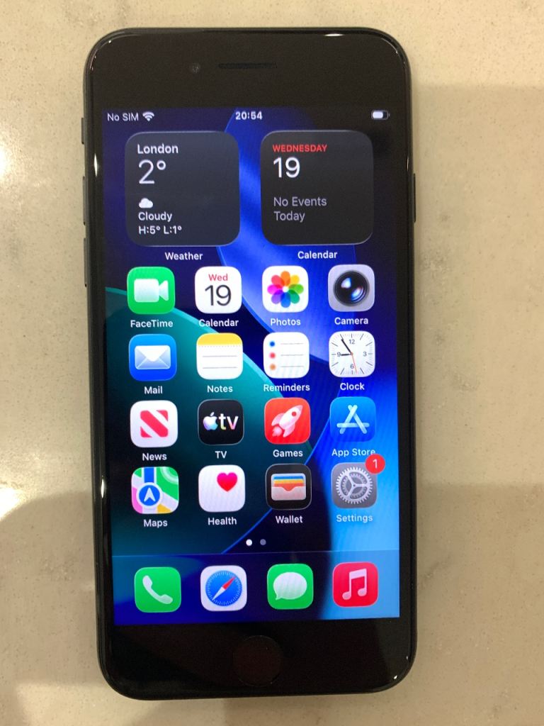 image for iPhone SE 64GB black