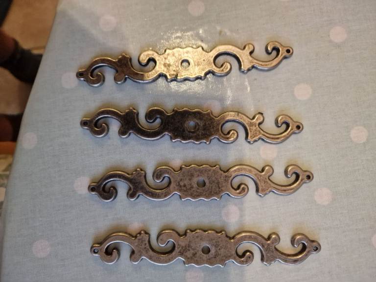 Rustic cabinet door handle surround 