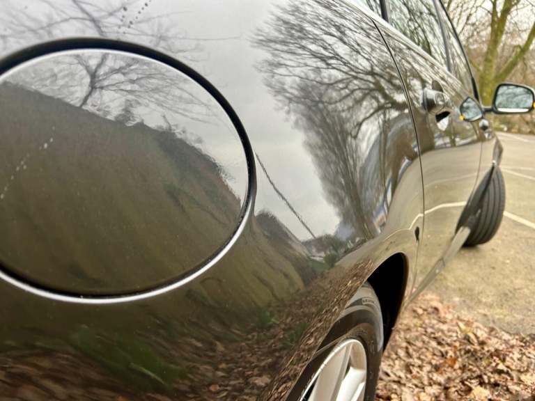 JAGUAR XF 3.0 d V6 240*LUXURY*ONLY73K-Xenons-Nav-BT&amp;Dab-LTHR**Stunning Example