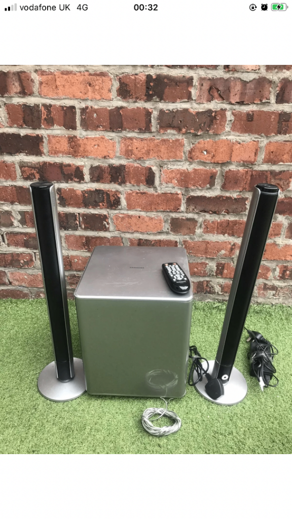Samsung Ps - sound bar Speaker System with and Remote