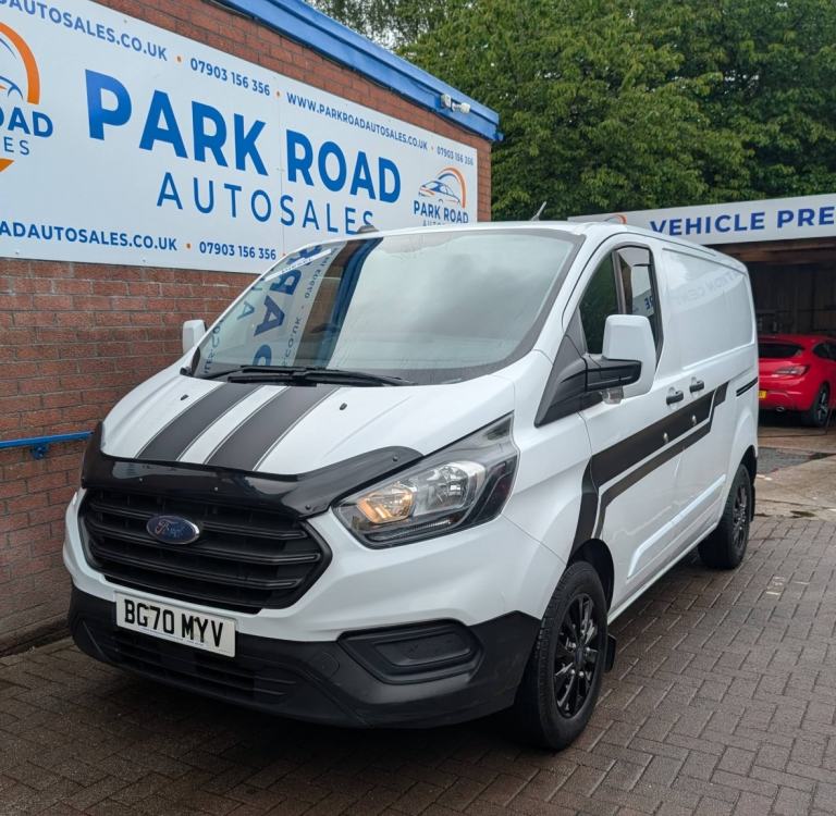 FORD TRANSIT CUSTOM 2.0 300 EcoBlue Leader 2020