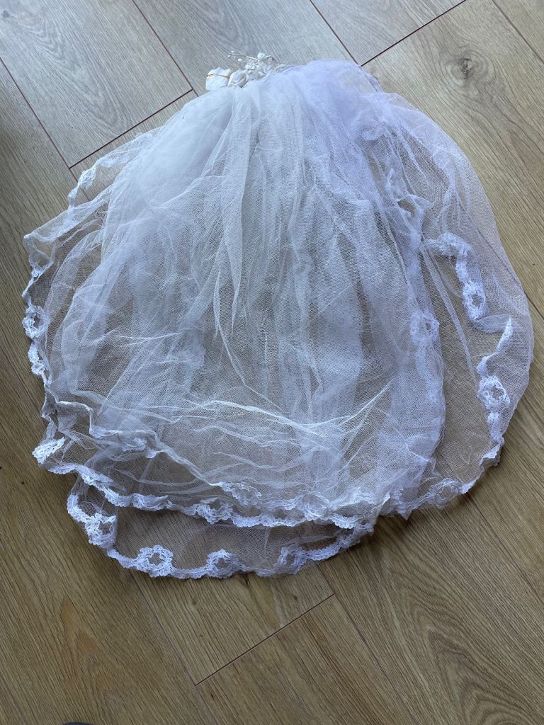 Vintage wedding dress 