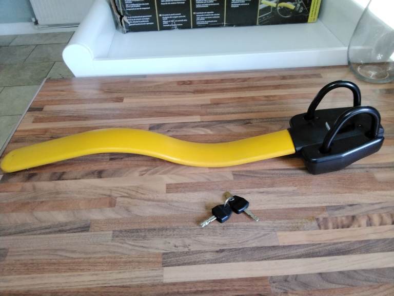 Stoplock Pro steering wheel lock