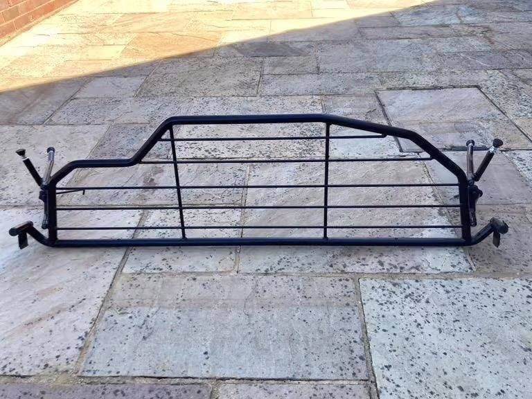Dog guard Honda CRV 73 plate genuine Honda guard