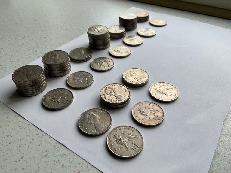 Old 10p Coins, Large Ten Pence, 1968 to 1980, 60 Coins, 658g, Elizabeth II, Crowned Lion