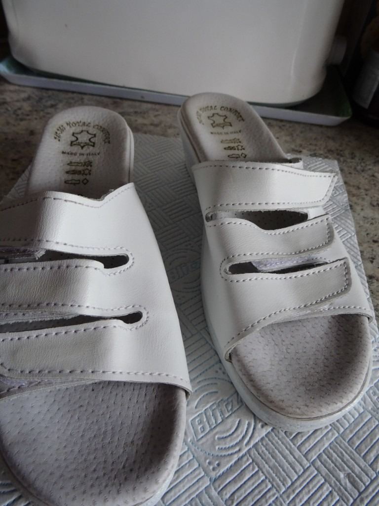 7 Ladies White  Leather Three Strap Slider Sandals