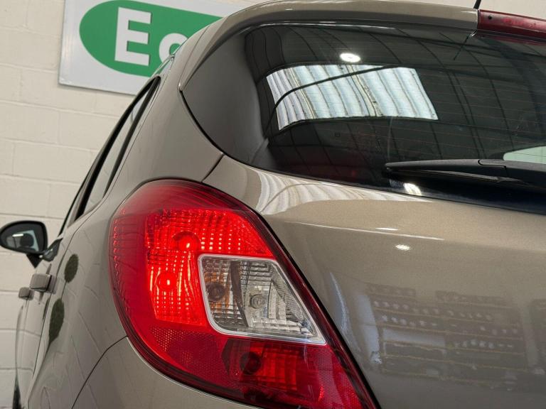 2013 Vauxhall Corsa 1.4 16V SE Auto Euro 5 5dr HATCHBACK Petrol Automatic