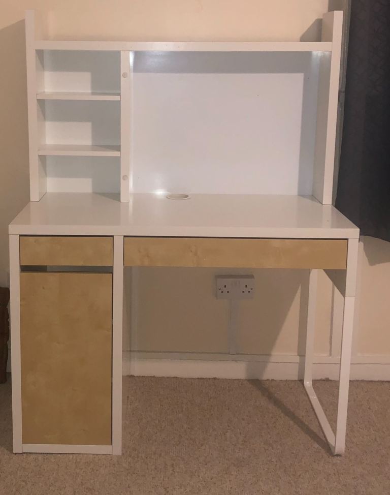 IKEA MICKE DESK 