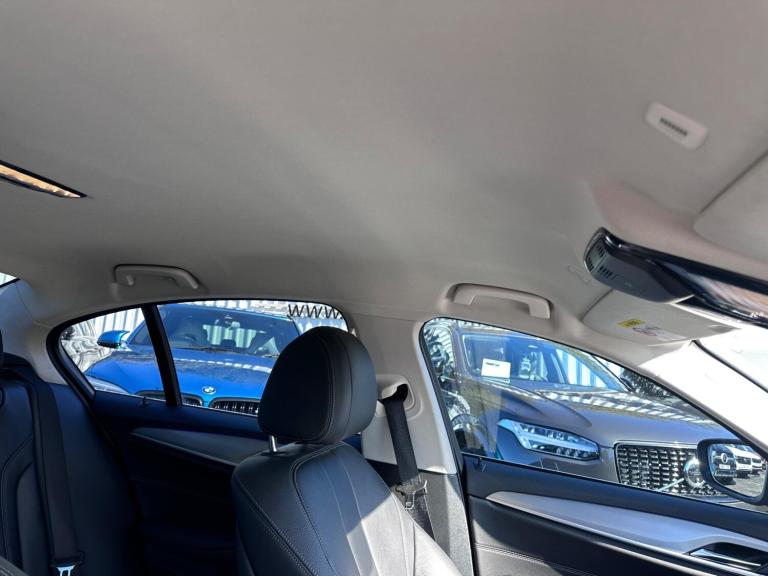 2019 BMW 5 Series 3.0 530d SE Auto xDrive Euro 6 (s/s) 4dr SALOON Diesel Automatic