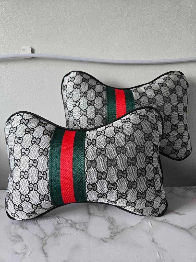 2x Gucci Car Neck Pillow