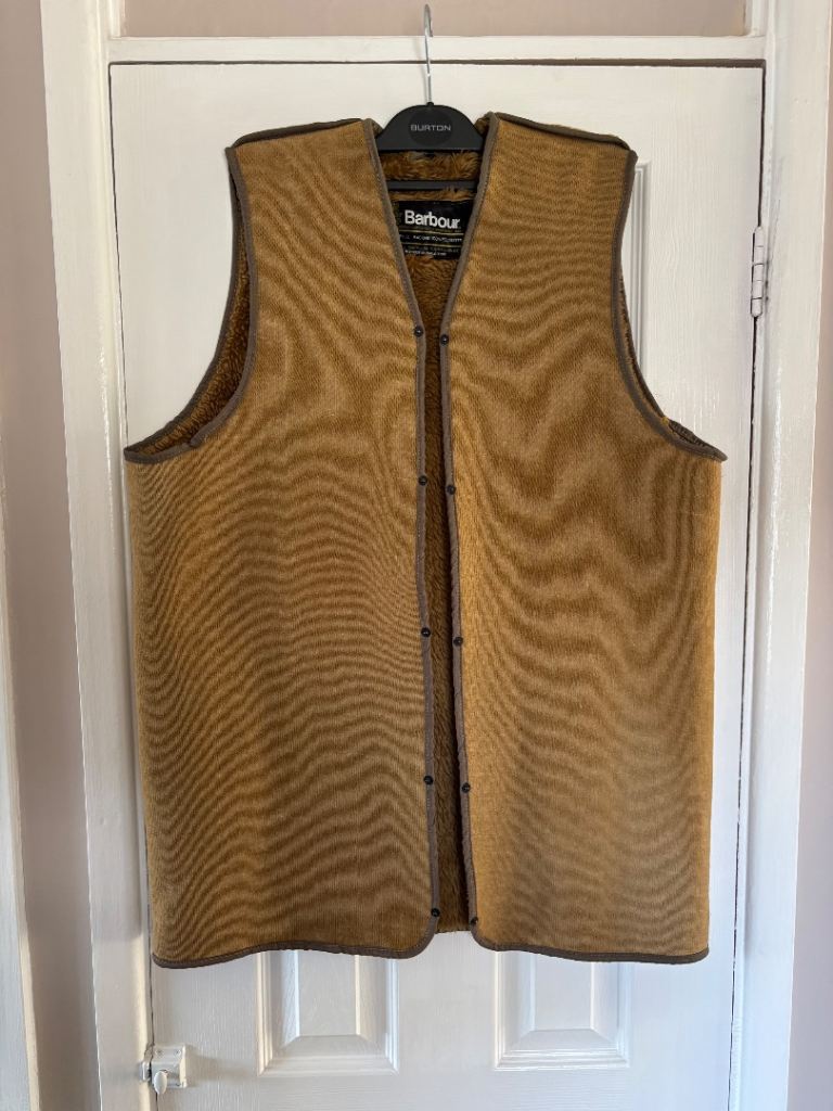 image for Barbour A295 Warm Pile Lining Acrylic Faux Fur Liner Size C44/Large. Used G/Con