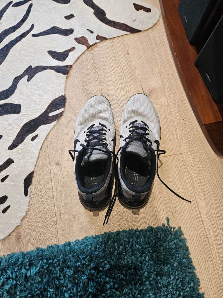 Mens nike trainers 