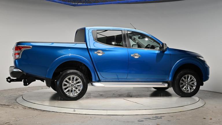 2019 Mitsubishi L200 2.4 DI-D DC Barbarian 4WD Euro 6 4dr PICK UP Diesel Manual