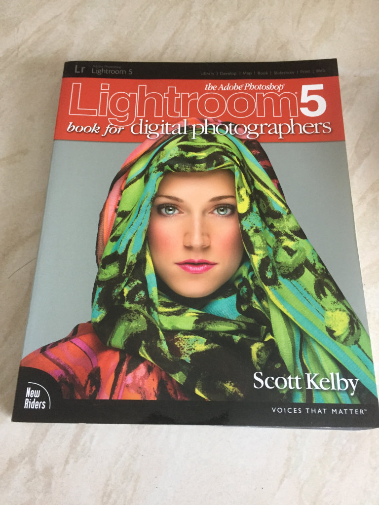 Photoshop Lightroom 5 Book for Digital Photographers.