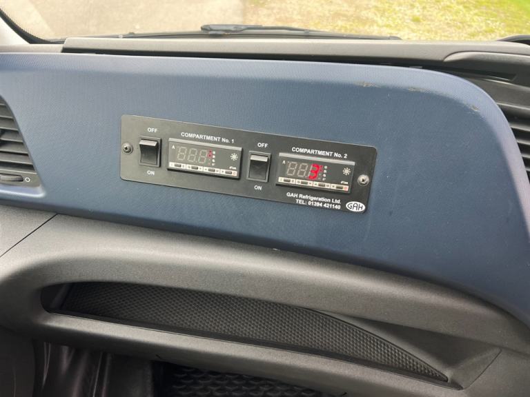 2019 Iveco Daily 35S14 FRIDGE/FREEZER VAN AUTOMATIC Temperature controlled Diesel Semi Automatic