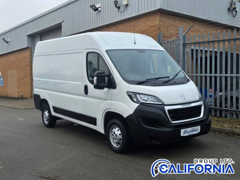 2020 Peugeot Boxer 2.2 BlueHDi 335 Professional Panel Van 5dr Diesel Manual L2 H2 Euro 6 (s/s) PA...