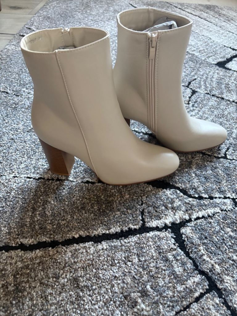 Cream Ankle Boots with Block Heel – As Good As New