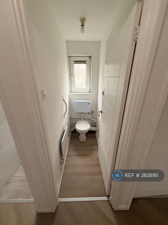 2 bedroom flat in Highbrook Close, Brighton, BN2 (2 bed) (#2628161)