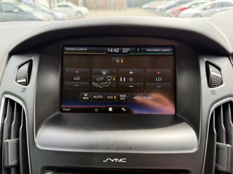 2016 FORD FOCUS 1.5 T EcoBoost Titanium X ULEZ Petrol Manual 5 Door