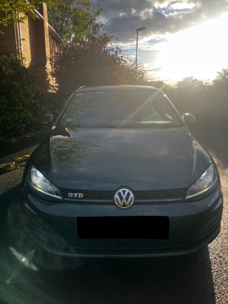 Volkswagen, GOLF, Hatchback, 2016, Semi-Auto, 1968 (cc), 5 doors