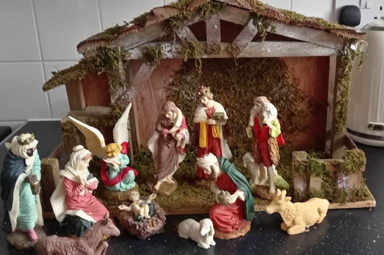 image for Christmas Rustic, Wooden Stable with Figurines 