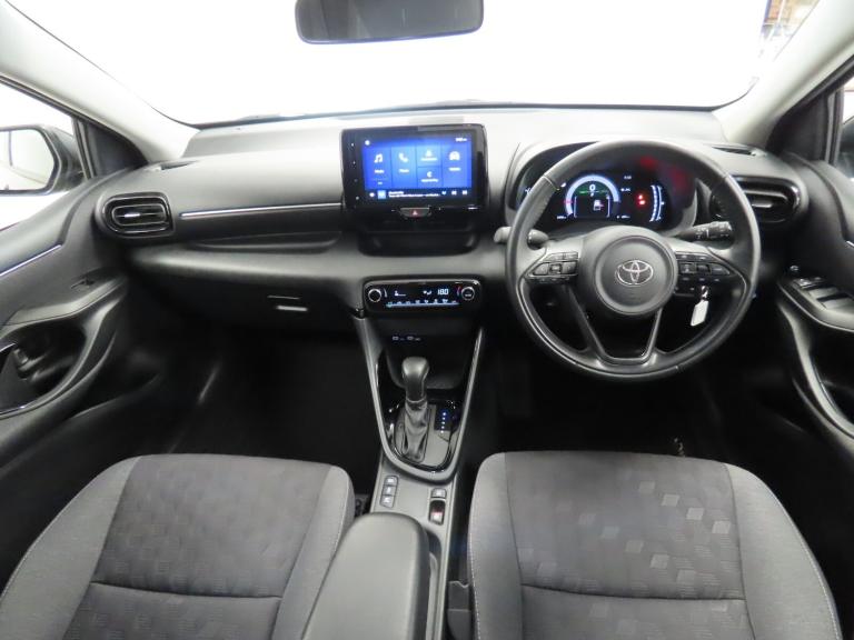2025 Toyota Yaris 1.5 Hybrid Design 5dr CVT Hatchback Hybrid Automatic