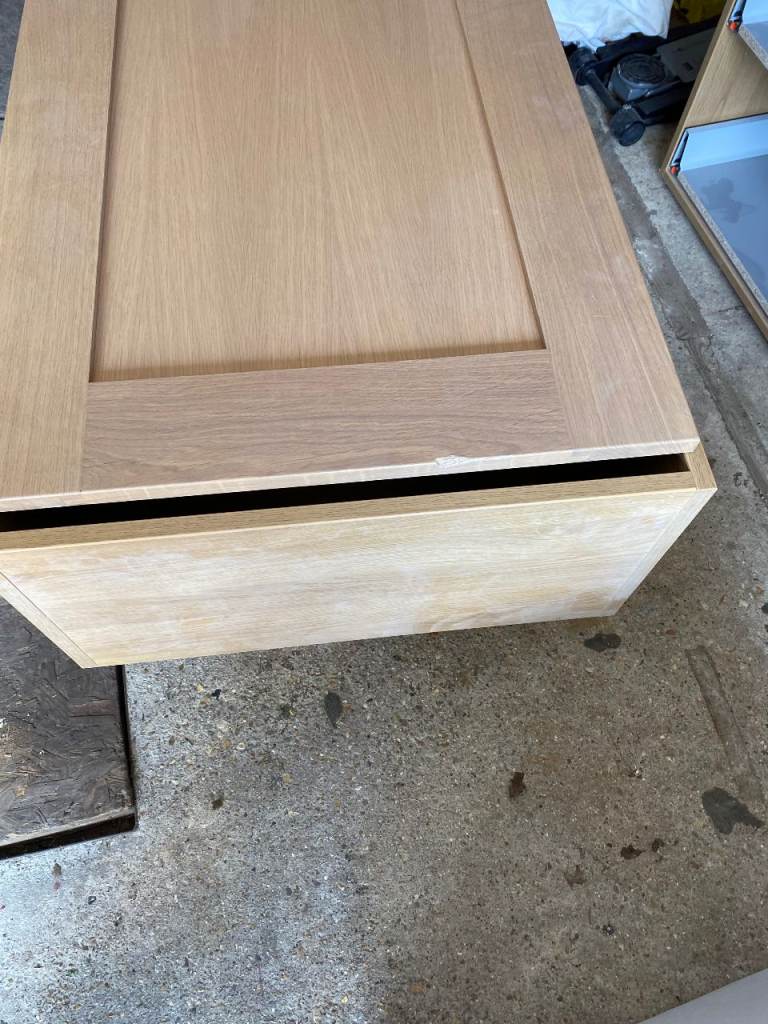 600mm Kitchen Rigid Wall Unit Oak Egger Board solid wood Door