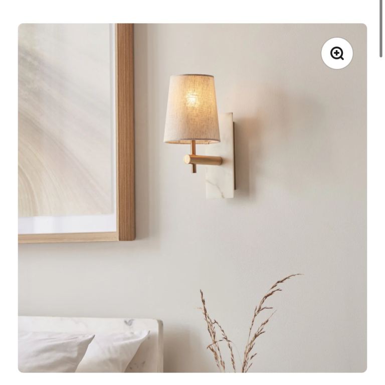 RRP:£120 - Set of 2 Brand New Spire White Marble Effect Wall Lights – Vintage Brass & Natural Shade 