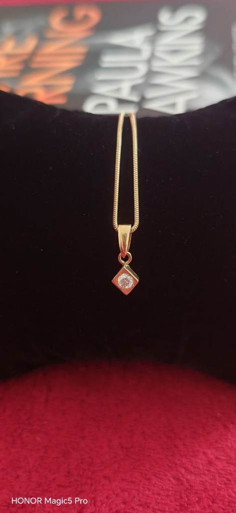Real gold snake style necklace 