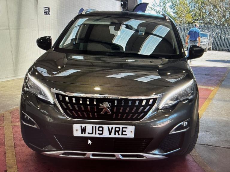 PEUGEOT 3008 1.5 BlueHDi Allure 2019