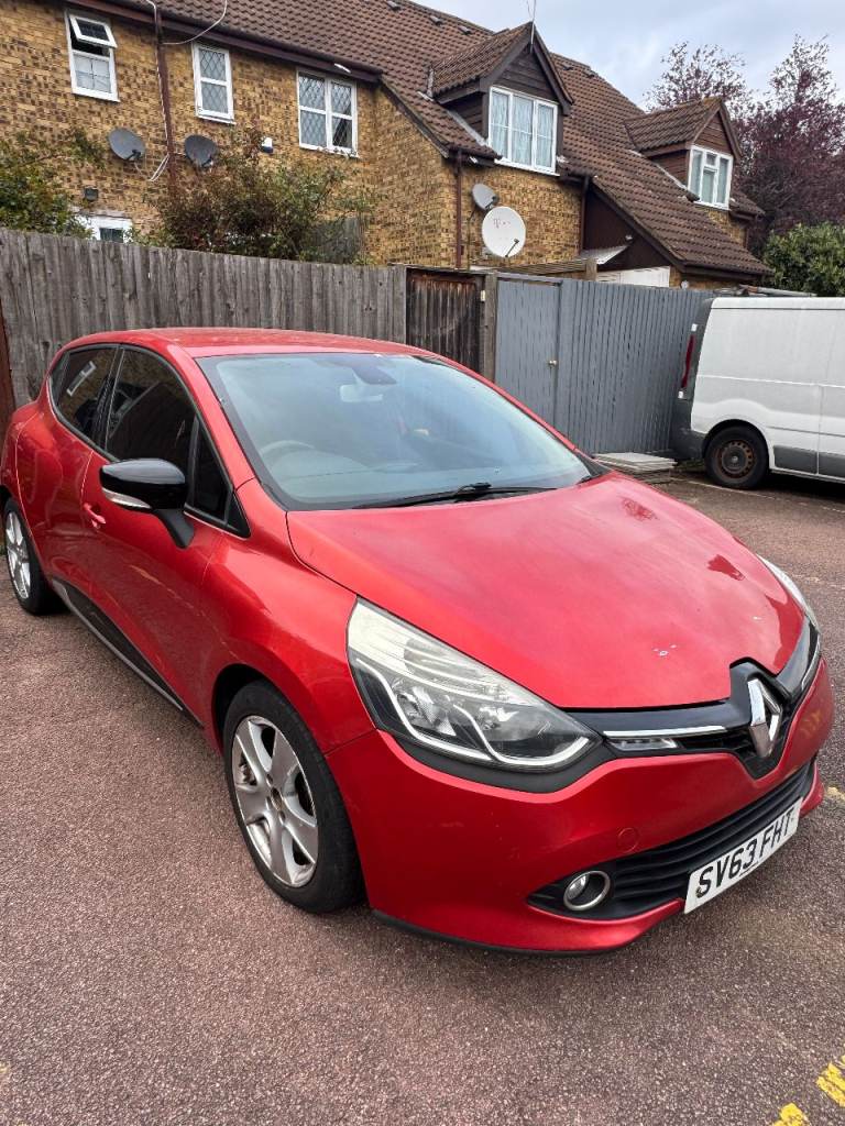 Renault Clio MK4 Breaking Manual Red