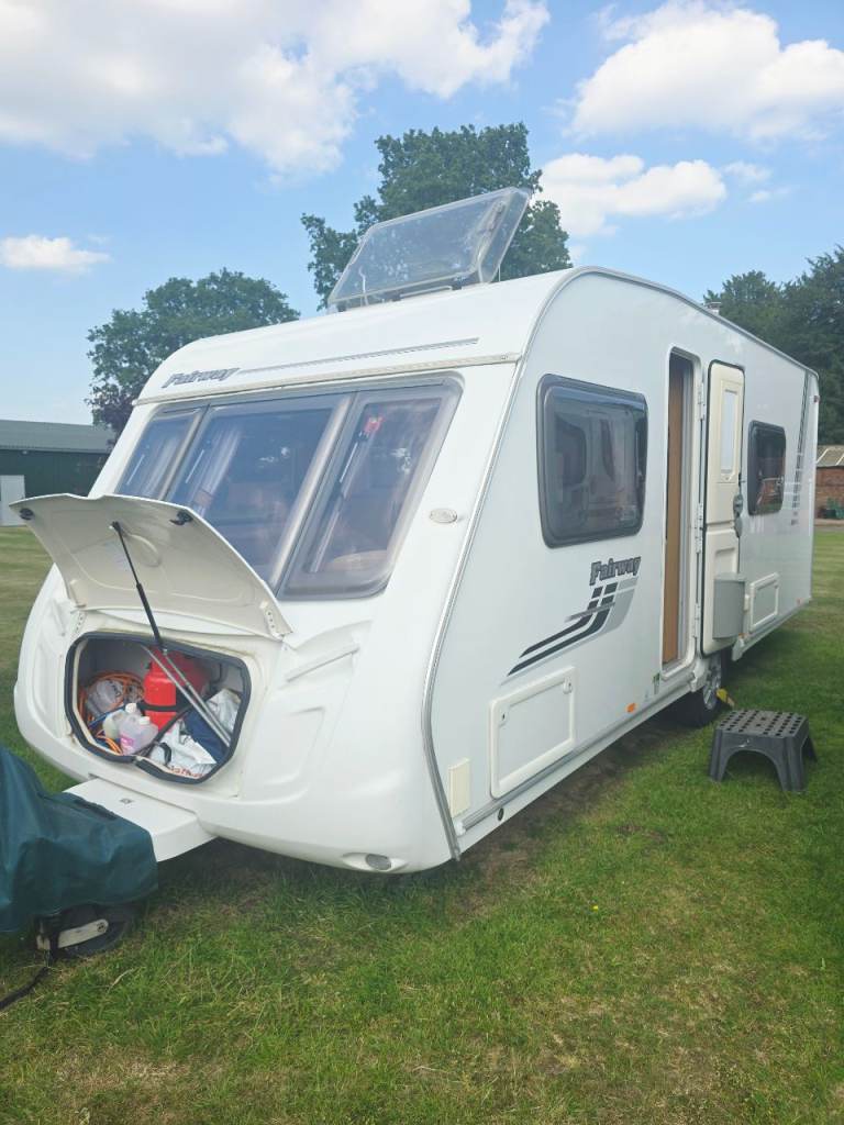 2009 Swift Fairway 550 Fixed bed