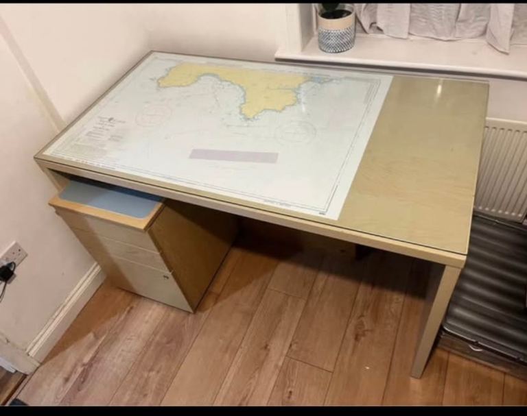 Desk FREE 