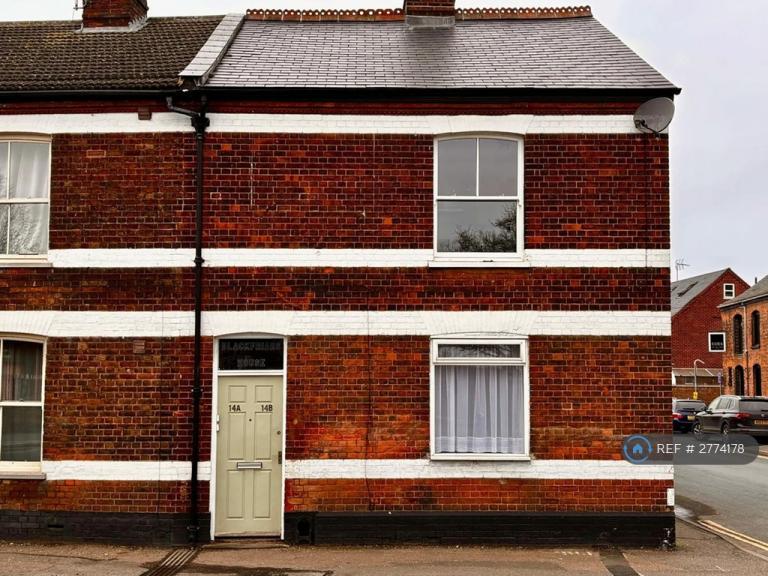 1 bedroom flat in Blackfriars Road, King's Lynn, PE30 (1 bed) (#2774178)