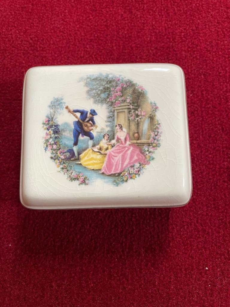 Vintage Lord Nelson Trinket Box