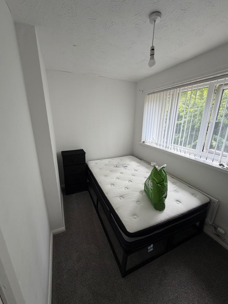 Room available 