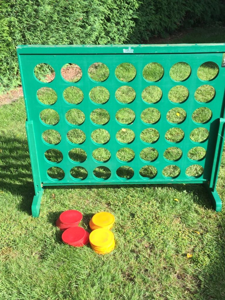 Garden game giant set of 9