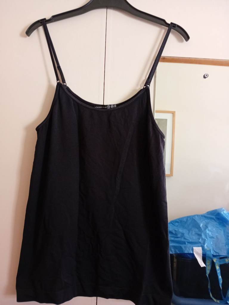 Black Vest Top Size 10-12