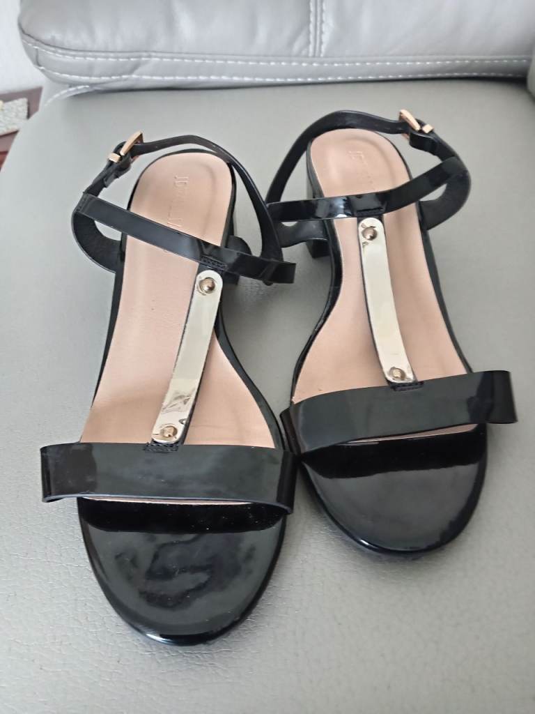Ladies Black shoes