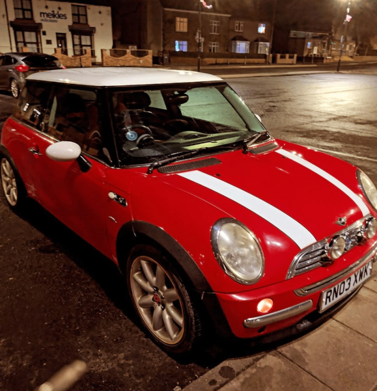 Lovely 1.6 mini cooper 