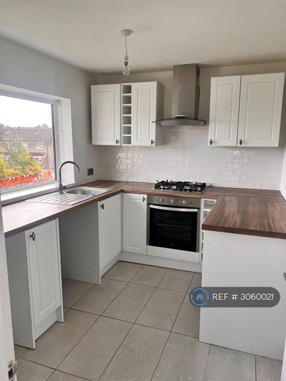 2 bedroom flat in Priory Close, Ilkeston, DE7 (2 bed) (#3060021)