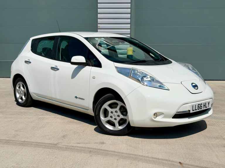 2016 Nissan Leaf 80kW Acenta 30kWh 5dr Auto - 12,000 Miles - HPI Clear HATCHBACK Electric Automatic