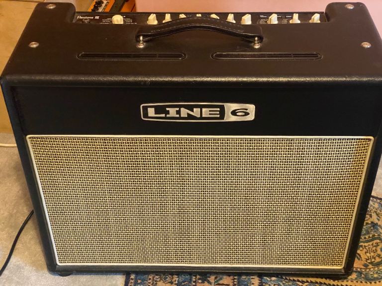 Line 6 Guitar Amp