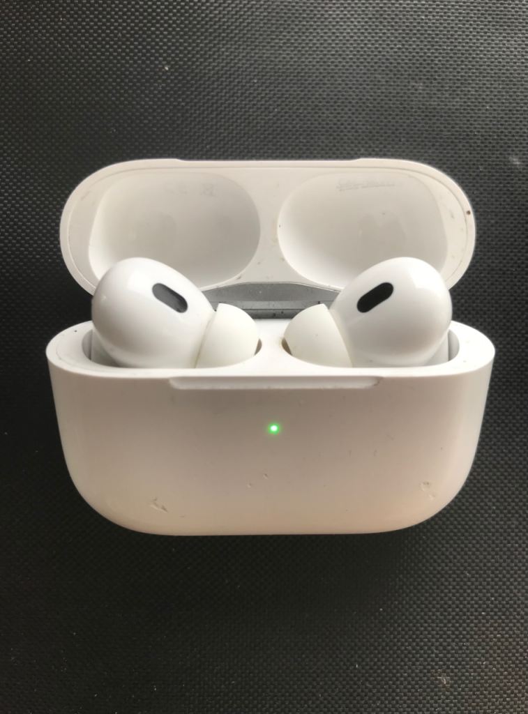 Apple AirPods Pro - 2nd gen